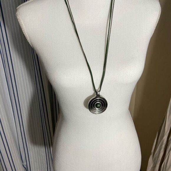 Lia Sophia pendant necklace - Picture 9 of 12